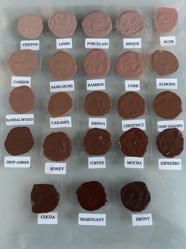 Natural Liquid Foundation - Image 2